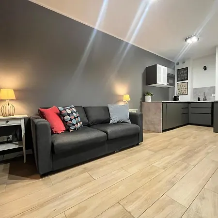 By The River Walonska 15 - Gym - Sauna - Jacuzzi فروتسواف