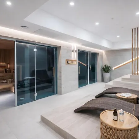 By The River Walonska 15 - Gym - Sauna - Jacuzzi Apartment *